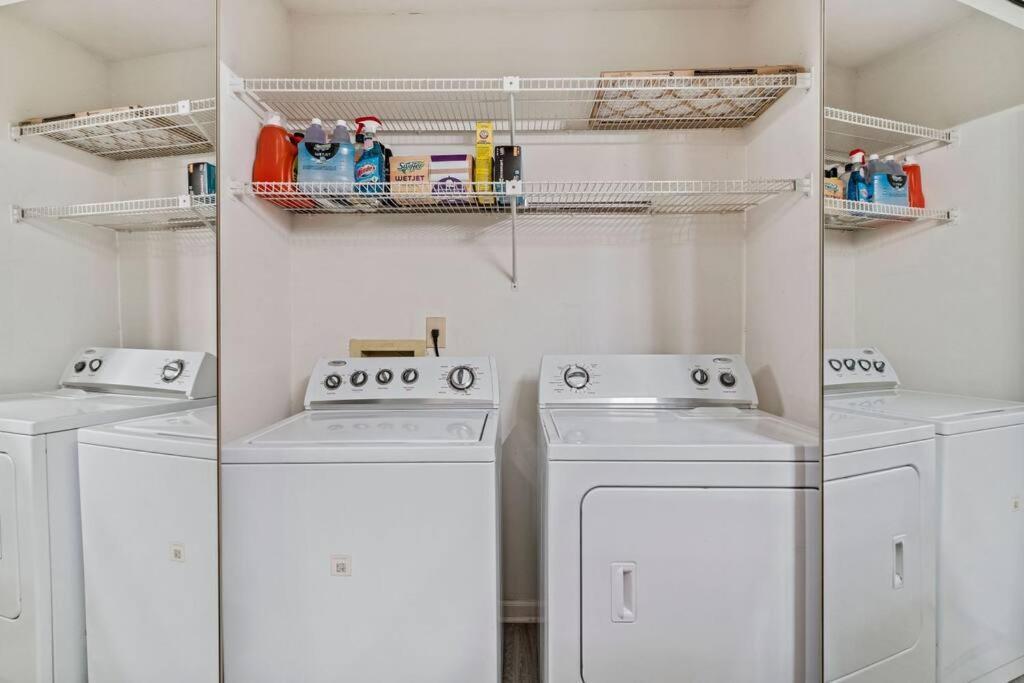 M1 - Private And Serene 1Bdr 1Ba Ensuite Shared Room Atlanta Exteriör bild
